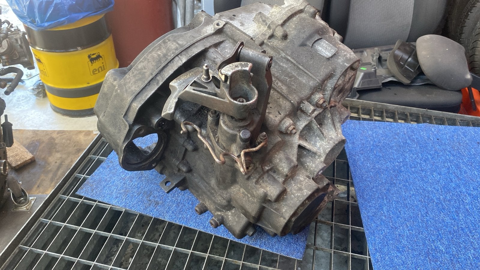 VW Transporter 2.5 AXD motor GWB versnellingsbak, Auto-onderdelen, Transmissie en Toebehoren, Ophalen, Gebruikt, Volkswagen