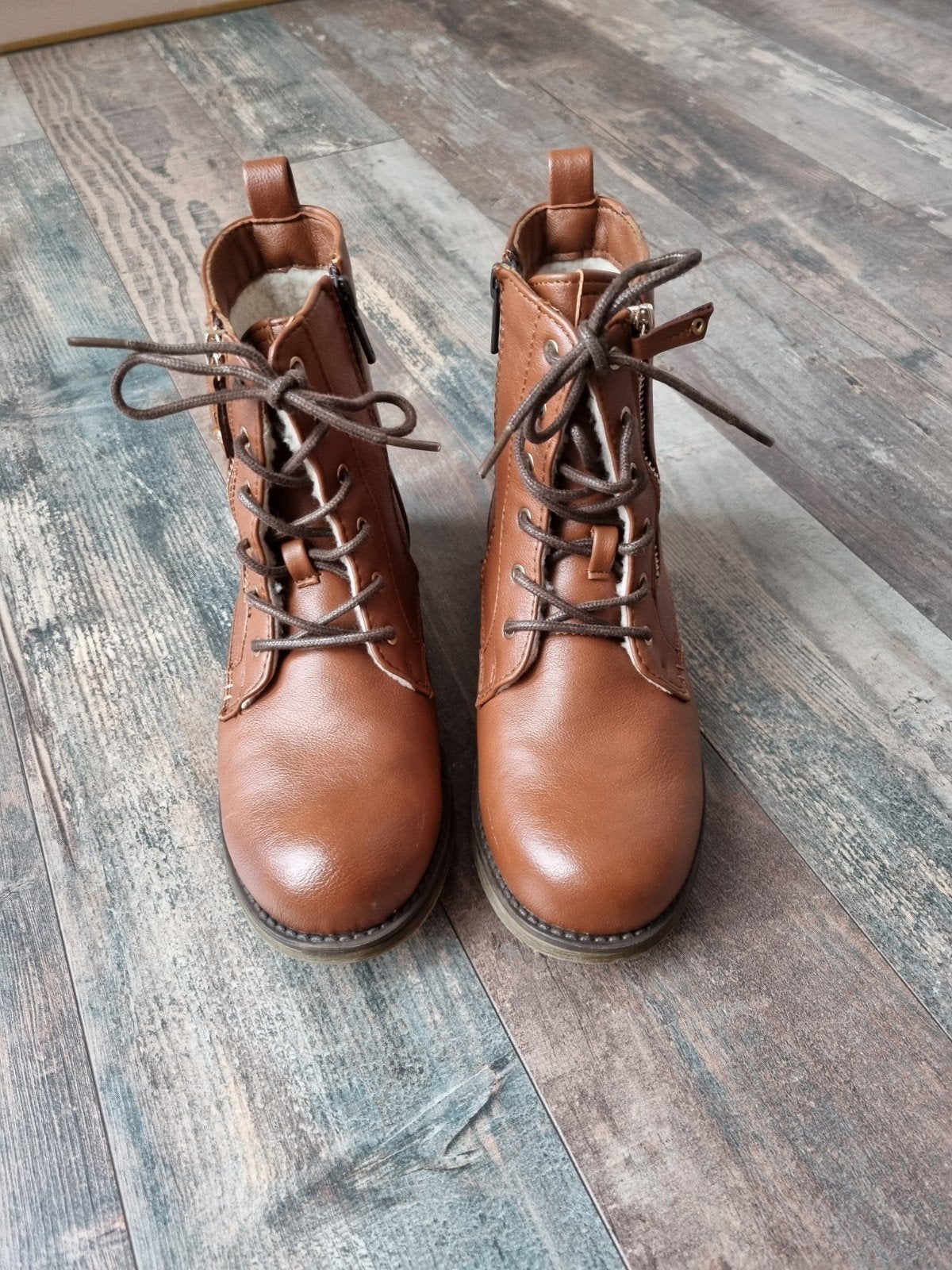 Nieuw Mustang laarzen maat 38, Kleding | Dames, Schoenen, Bruin, Lage of Enkellaarzen, Nieuw, Ophalen of Verzenden