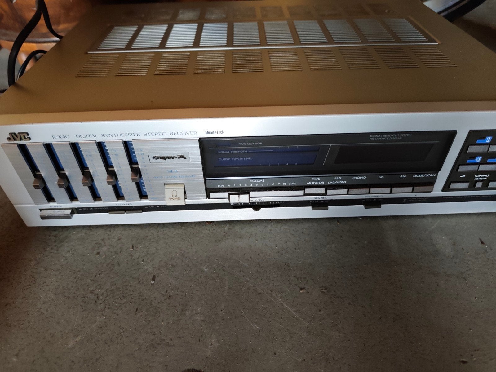 JVC R-X40 Digital Synthesizer Stereo Receiver, Audio, Tv en Foto, Versterkers en Receivers, Ophalen, Gebruikt, JVC, 60 tot 120 watt