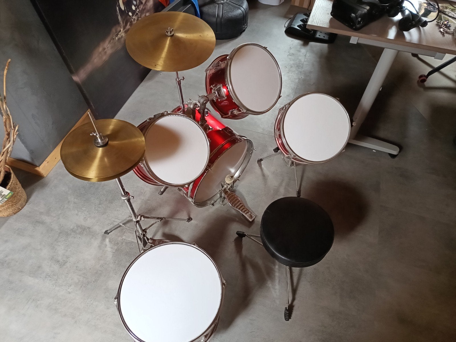 Rood drumstel, weinig gebruikt., Ophalen, Gebruikt