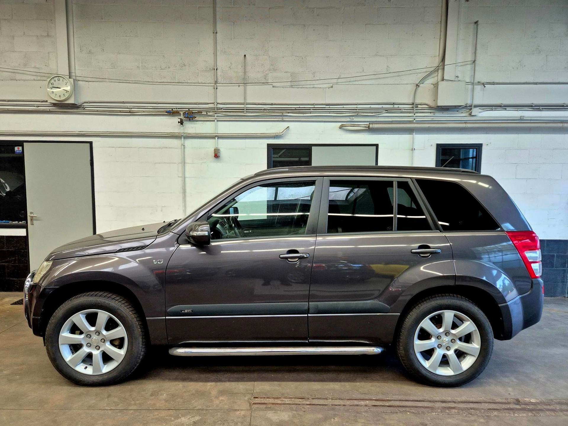 Suzuki GRAND VITARA 3.2 V6 aut 4x4, Auto's, Automaat, 3195 cc, Gebruikt, Zwart