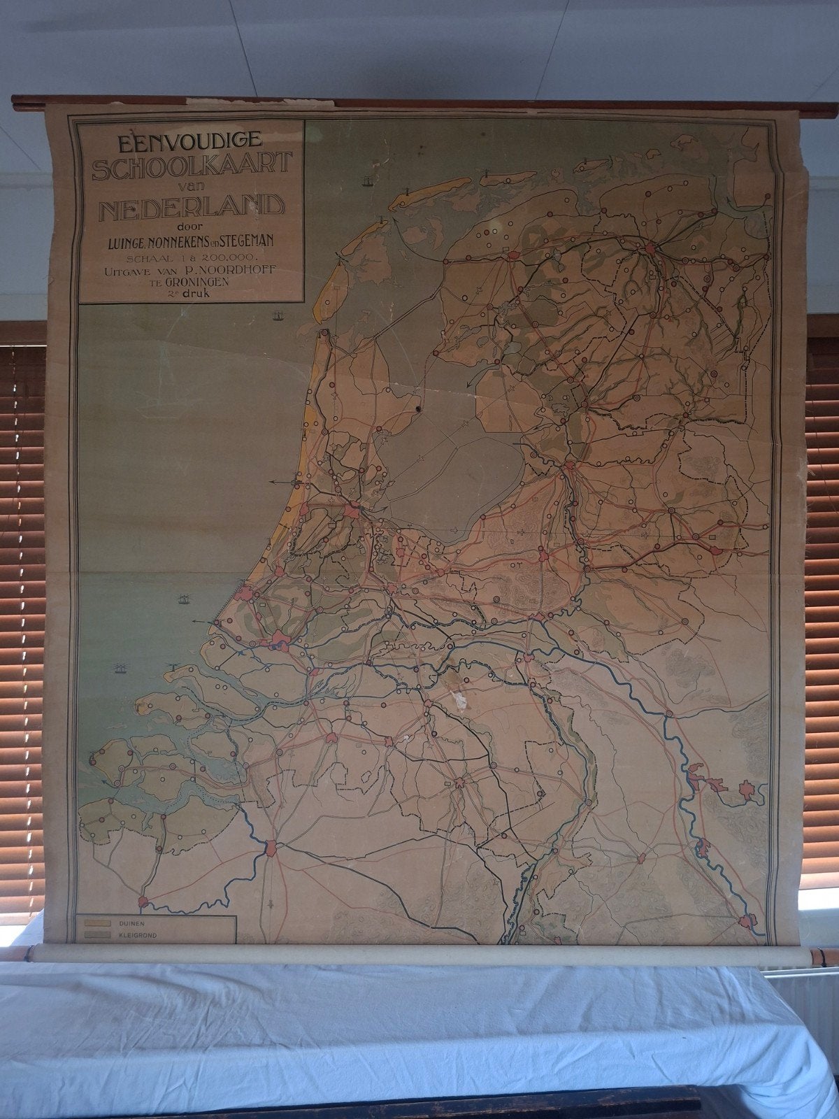 Schoolkaart van Nederland, Boeken, Atlassen en Landkaarten, Landkaart, Luinge, Nonnekens en Stegeman, 1800 tot 2000, Nederland