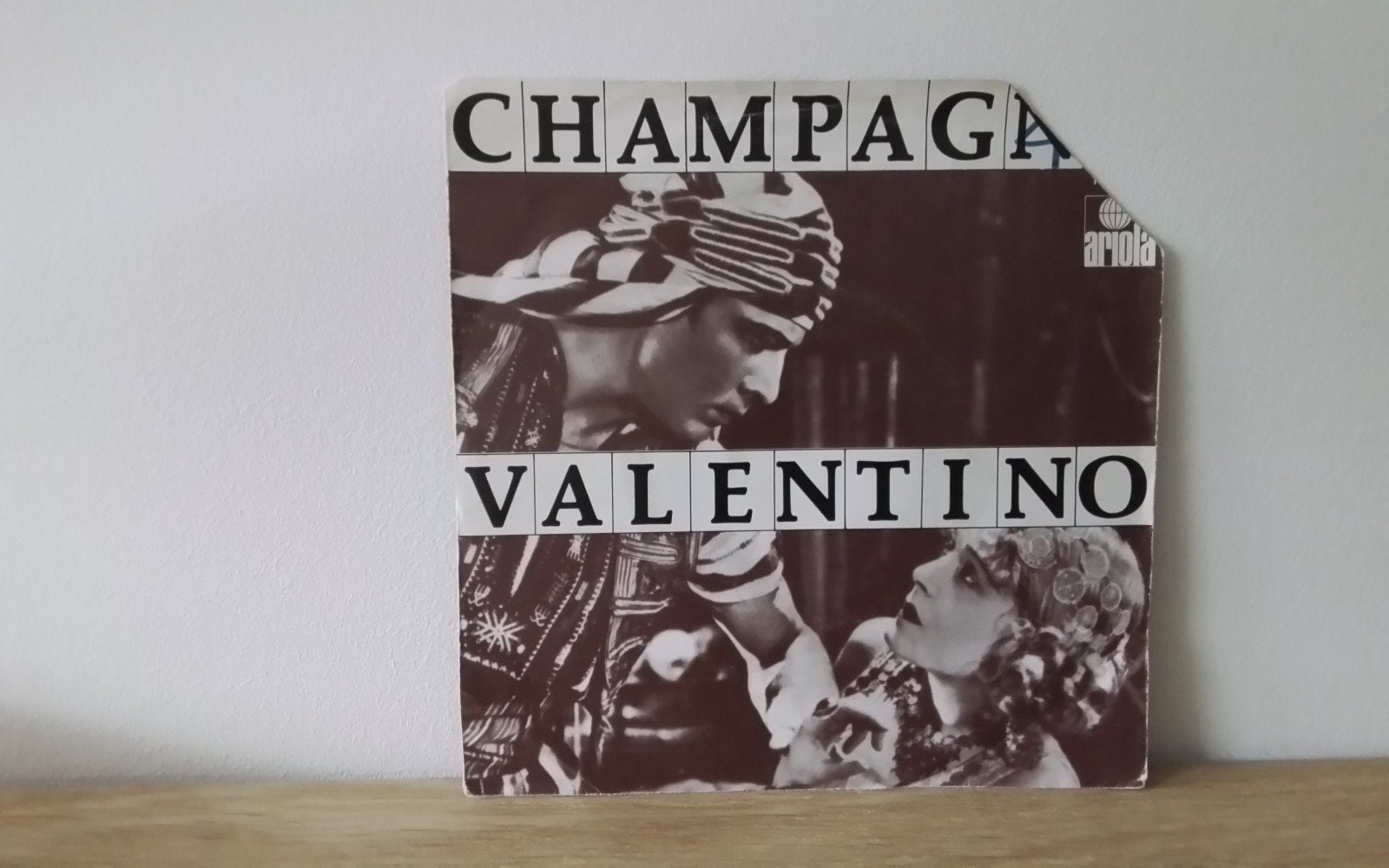Champagne - valentino, Ophalen of Verzenden