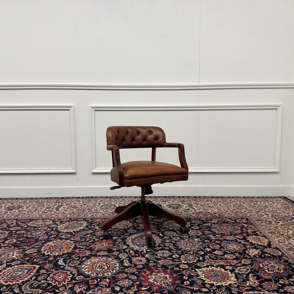 Klassiek Engels Chesterfield Bureaustoel, Antiek en Kunst, Ophalen