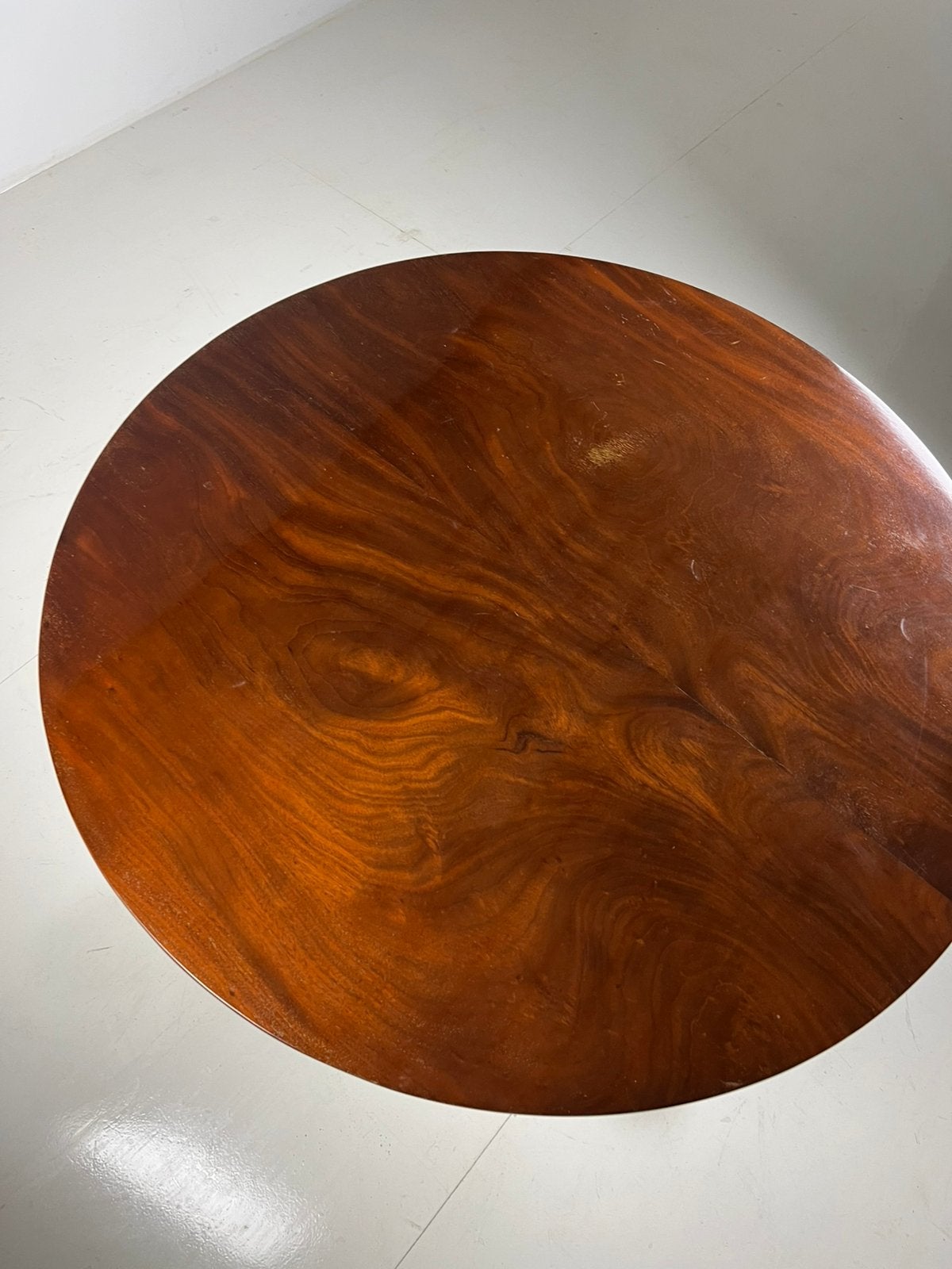 Center table mahonie 19e eeuw, Ophalen