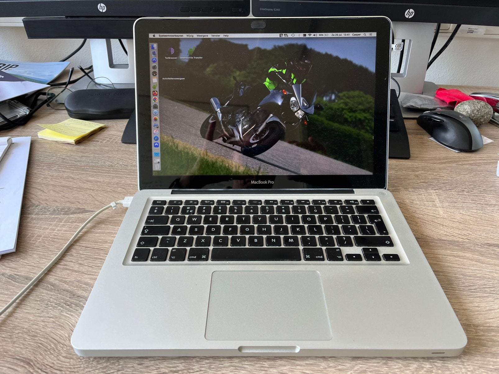 Macbook pro 2011, Computers en Software, MacBook Pro, 2 tot 3 Ghz, 13 inch, Ophalen of Verzenden