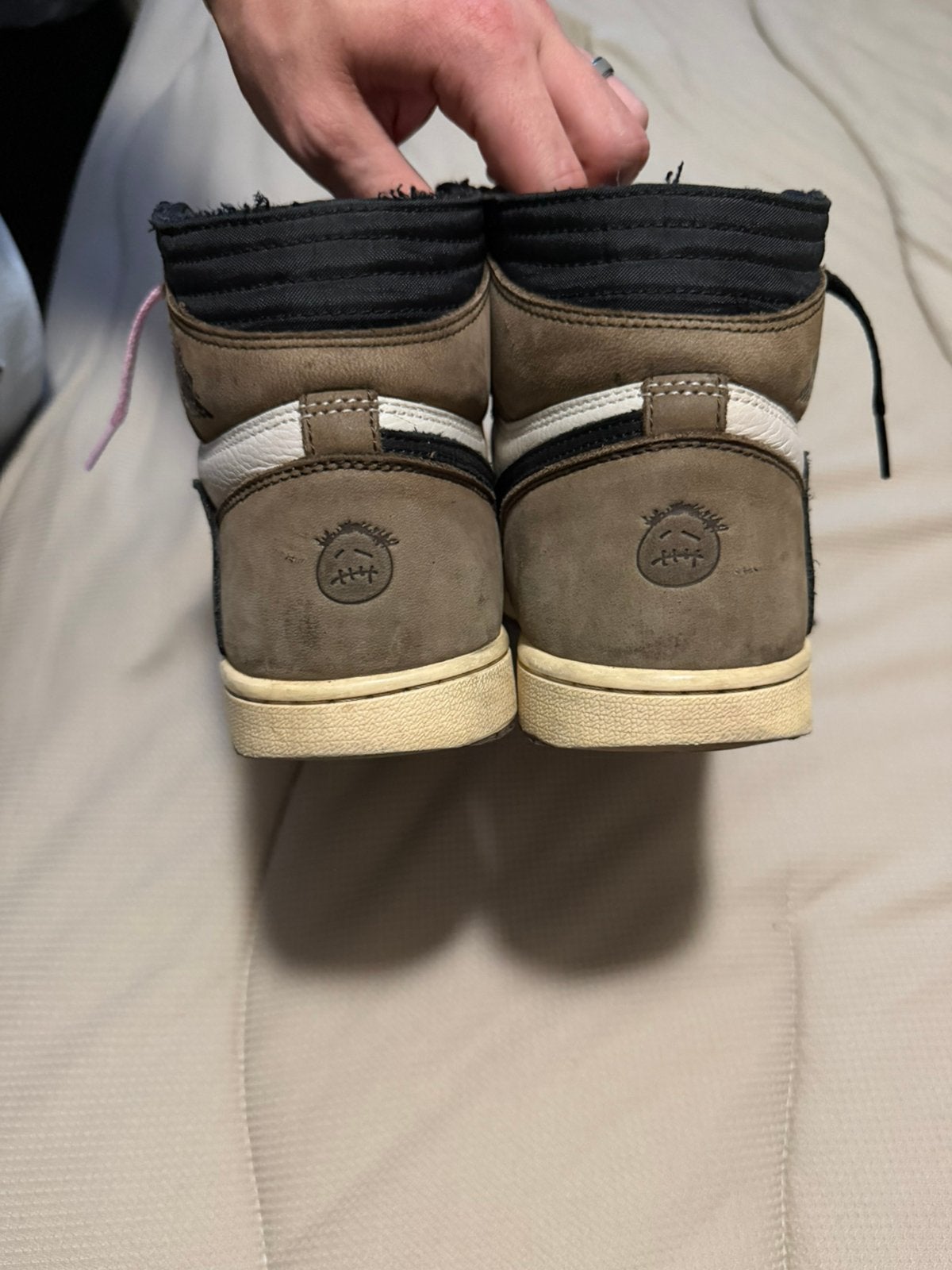Jordan 1 high travis scott mocha, Ophalen of Verzenden, Zo goed als nieuw