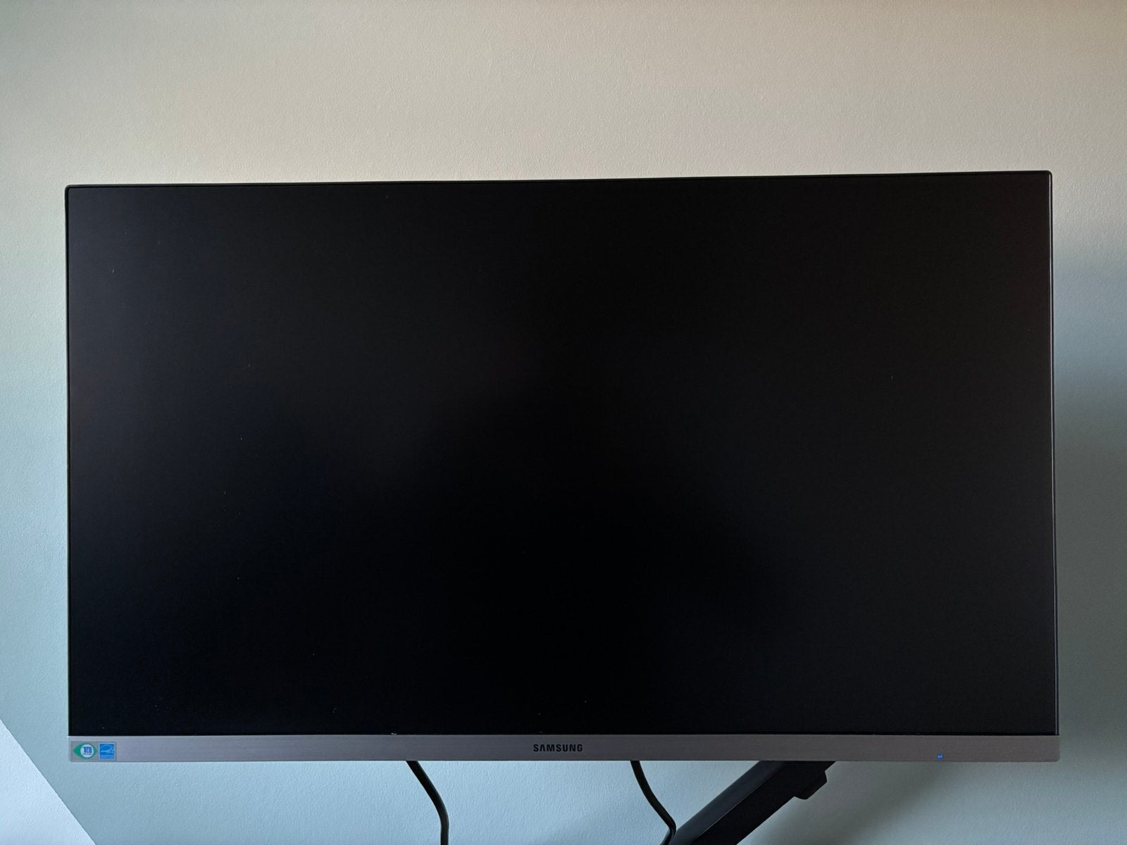 Samsung monitor 27” + neomount beugel z.g.a.n., Ophalen, IPS, Full HD, Zo goed als nieuw
