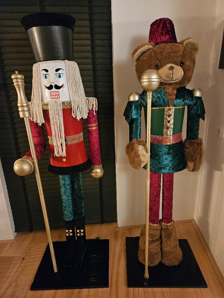GEZOCHT gratis (kerst) spullen voor school, Ophalen, Zo goed als nieuw