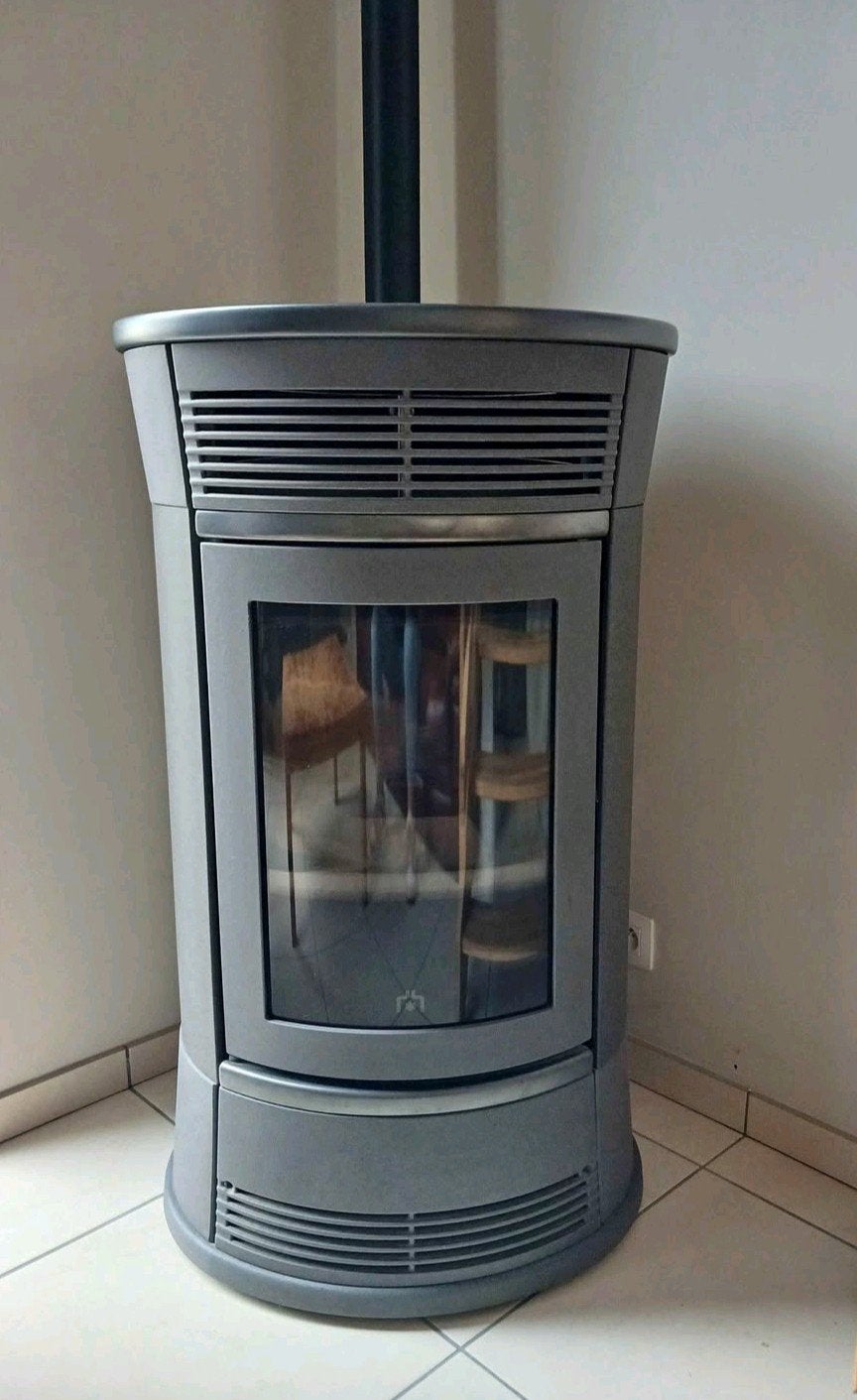 Edilkamin Funny 11kW pelletkachel -Perfecte staat + levering, Ophalen, Overige brandstoffen, Zo goed als nieuw, Pelletkachel