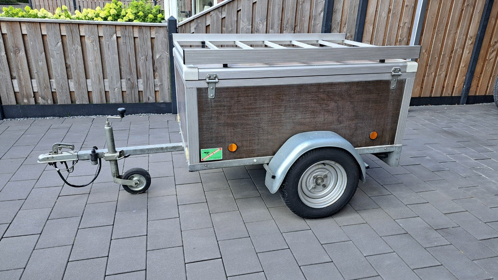 Aanhangwagen / Bagagewagen met fietsdragers, Ophalen