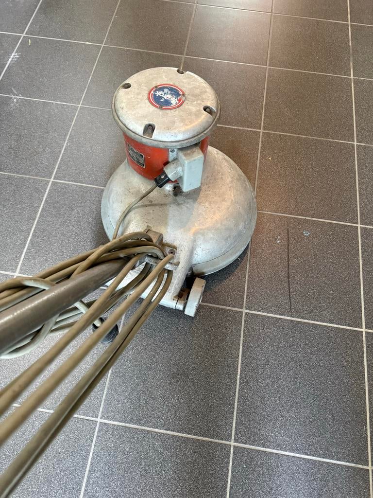 Wetrok schuur- en schrobmachine – compleet!, Ophalen, Gebruikt, Schrobmachine