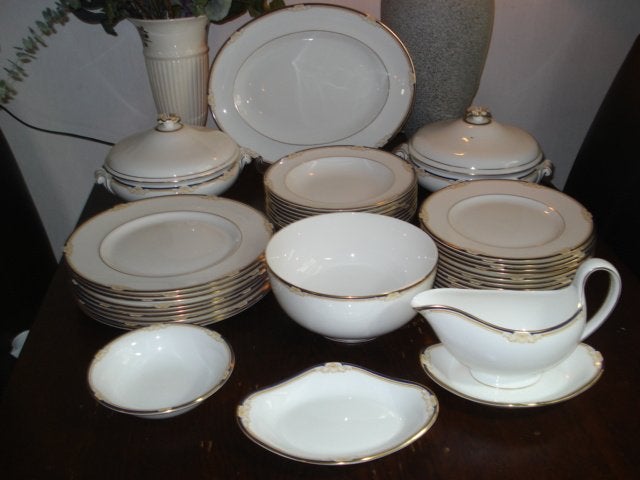 wedgwood cavendish serviesdelen, Ophalen of Verzenden, Zo goed als nieuw, Porselein, Overige typen