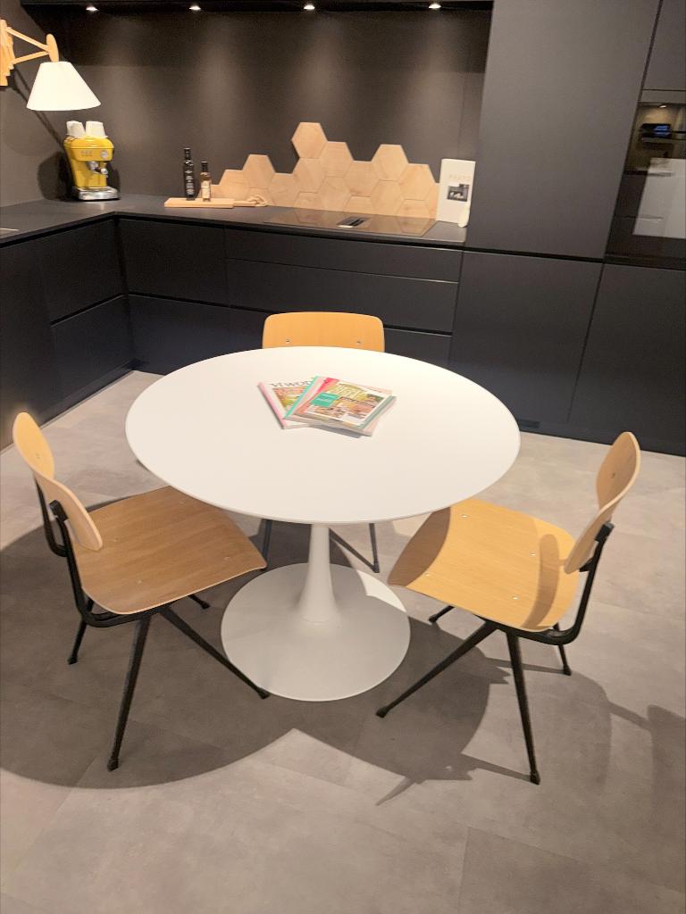 Eetset Hay + 3 stoelen, Huis en Inrichting, Ophalen, Overige materialen, Gebruikt, 50 tot 100 cm
