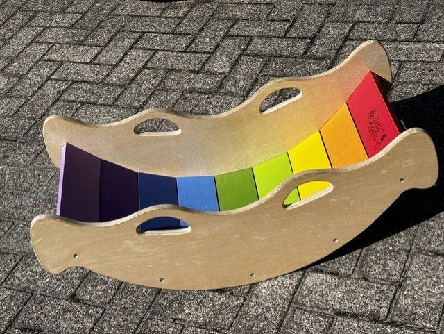 Houten Regenboog Wip | Balansbord voor Kinderen, Ophalen, Gebruikt, Rij- of Hobbelspeelgoed