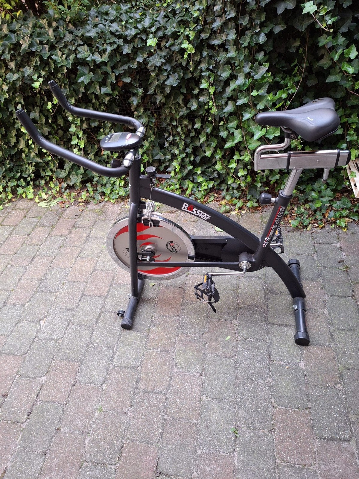 Hometrainer Rössler, Ophalen, Gebruikt, Metaal, Benen