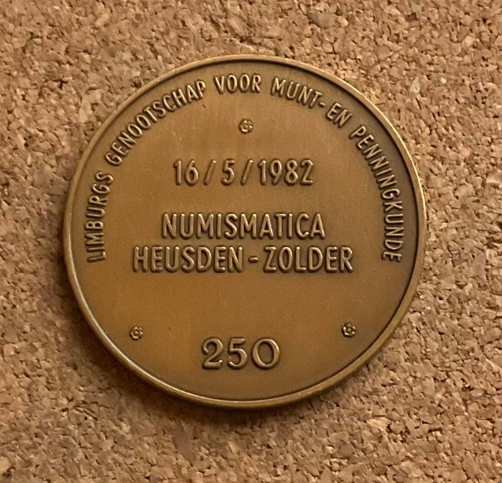 Steden Penning België Heusden-Zolder Numismatica 1982, Ophalen of Verzenden, Overige materialen