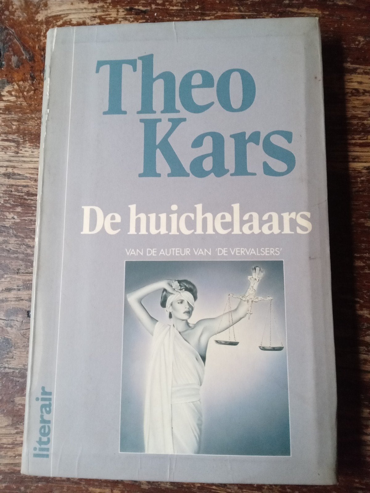 Theo Kars - De huichelaars (literair), Ophalen of Verzenden, Gelezen, Theo Kars