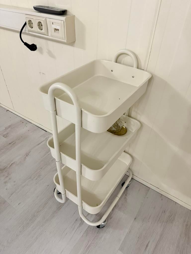 Ikea rek, Ophalen, Zo goed als nieuw
