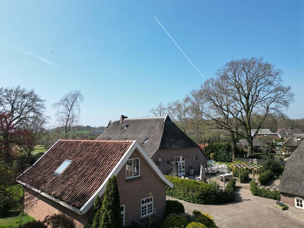 Schoonmaker gezocht bij De Boerschop in Luttenberg, Variabele uren, Overige niveaus, Vanaf 1 jaar, Overige vormen