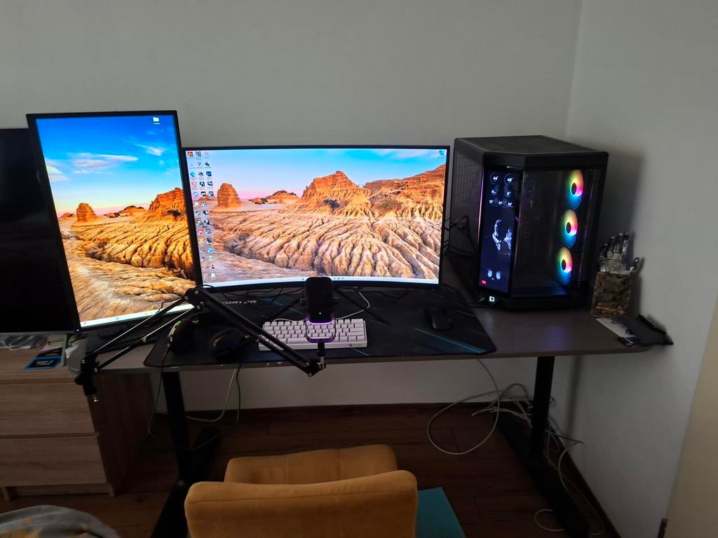 High End Game Pc, Computers en Software, Desktop Pc's, Zo goed als nieuw, 4 Ghz of meer, SSD, 32 GB, Met videokaart, Met monitor