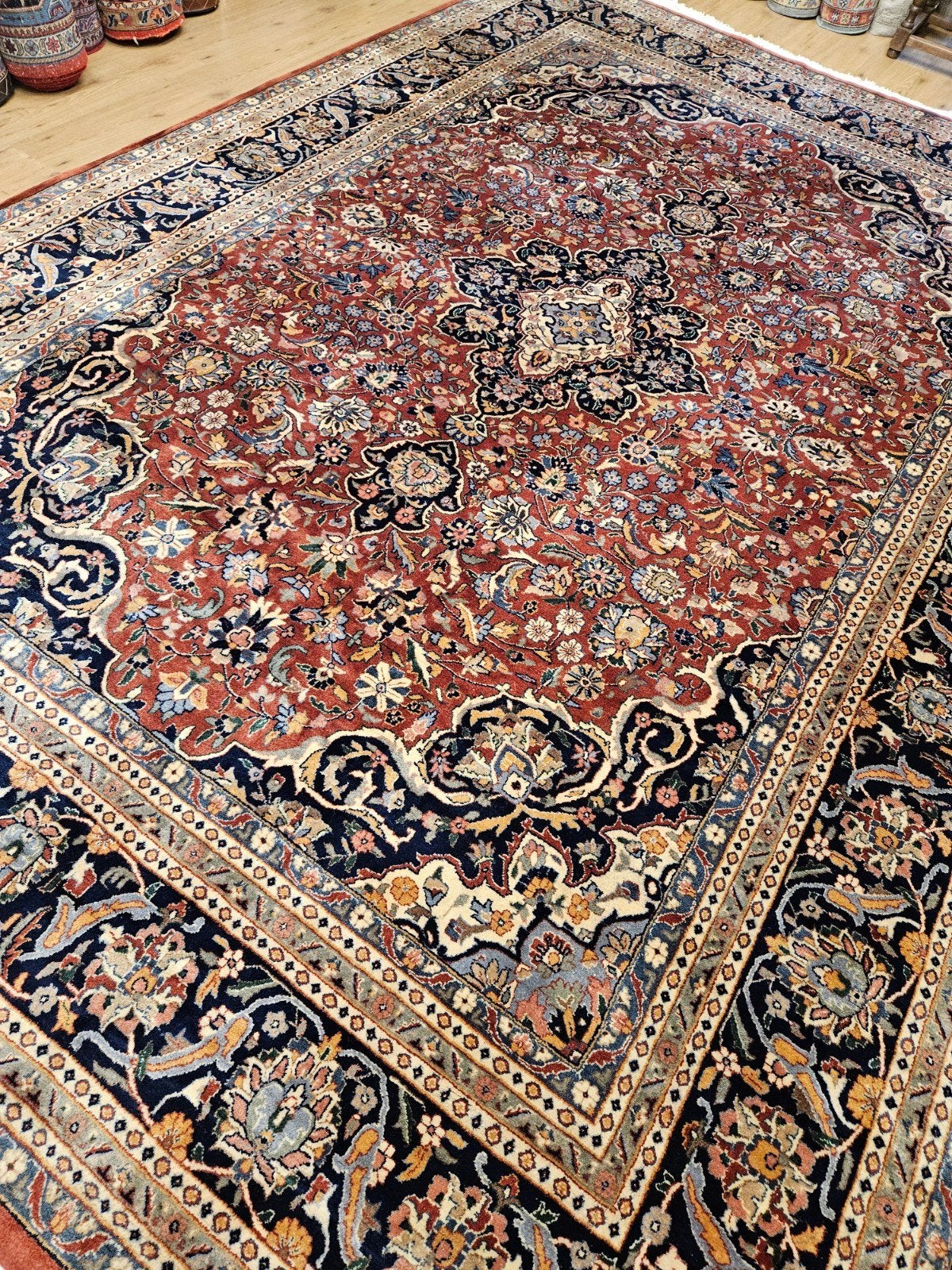 Vintage handgeknoopt oosters tapijt kashan 382x255, Info@SlatsAntiek.nl, Tweedehands, Perzisch, 200 cm of meer
