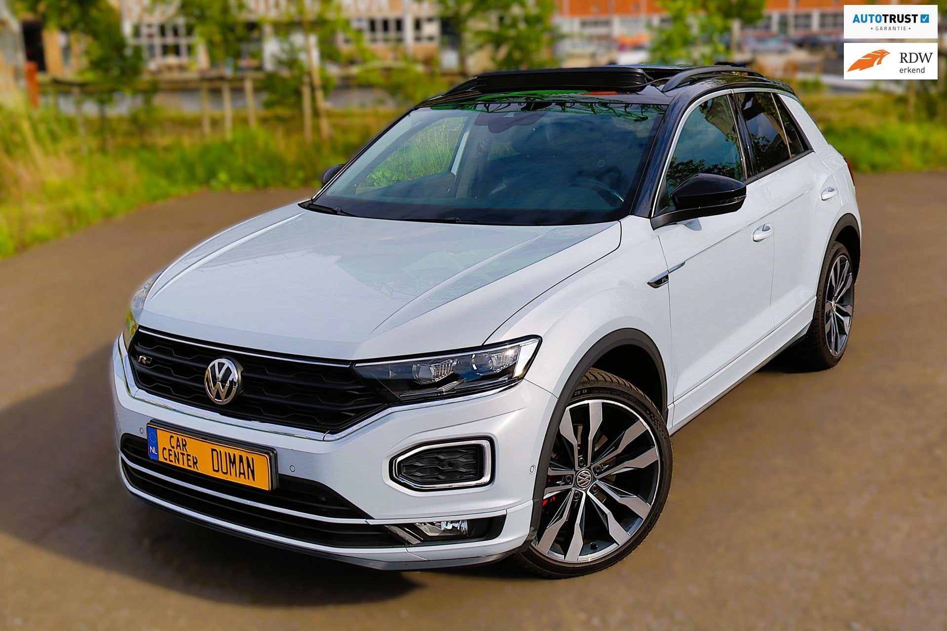 Volkswagen T-Roc 2.0 TSI 4Motion Sport 3x R-line Pano Beats, Auto's, Volkswagen, Automaat, 15 km/l, Gebruikt, Euro 6