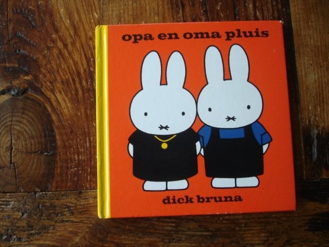 kleuter.05(1290) opa en oma pluis. Van dick bruna., Ophalen of Verzenden, Zo goed als nieuw, Fictie algemeen