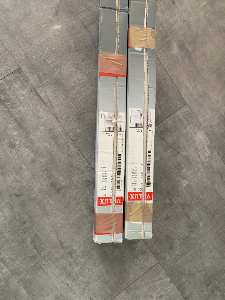 Velux Buitenzonwering 2x GGL PK08, Ophalen, Zo goed als nieuw