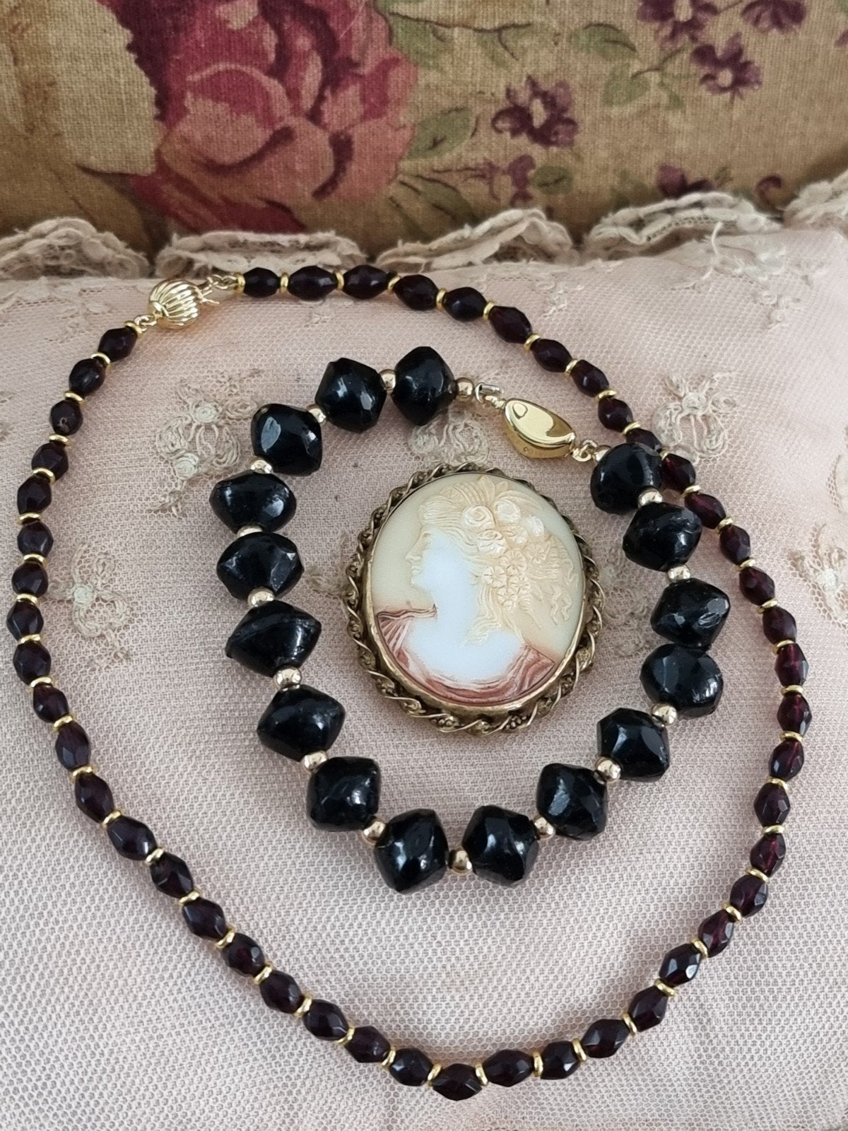 granaat collier, Verzenden