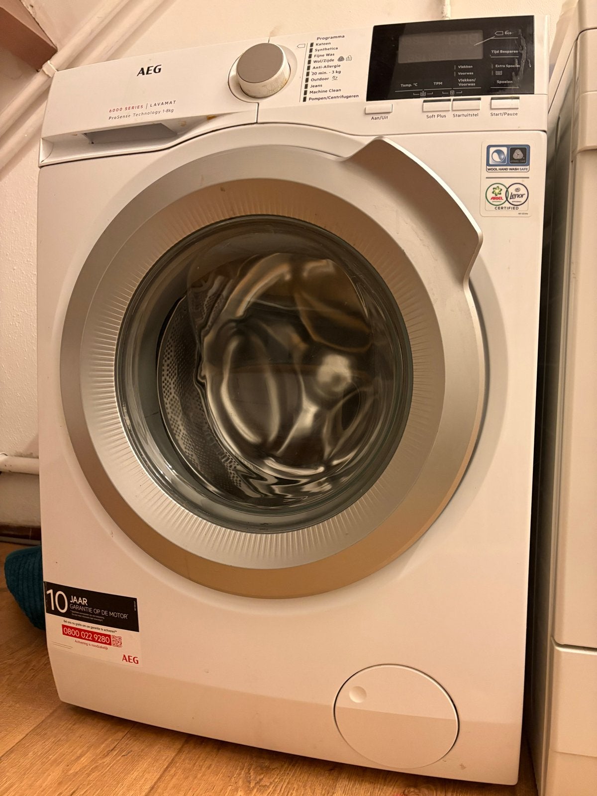 AEG 6000 Serie Lavamat ProSense 1-8kg Wasmachine, Witgoed en Apparatuur, Ophalen, Gebruikt, 85 tot 90 cm, 1200 tot 1600 toeren