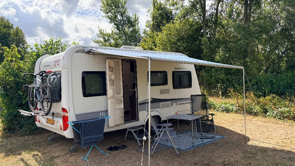 Caravan Hobby 455 UF Excellent met mover/airco/luifel/tent, Rondzit, Hobby, Dwarsbed, Particulier