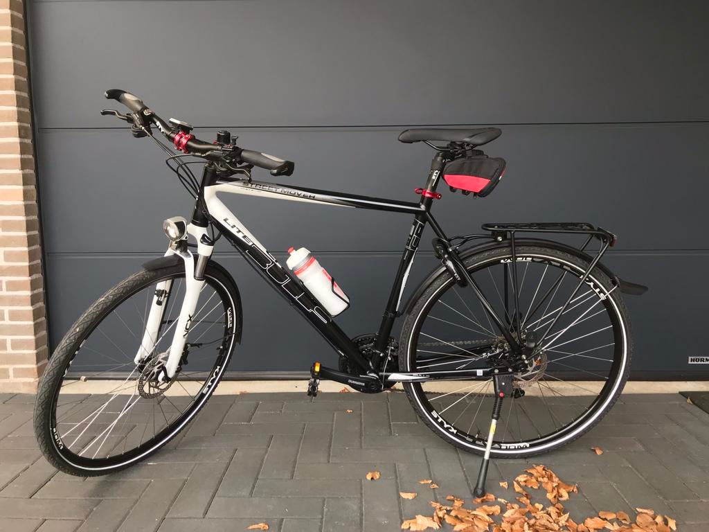 Bulls street mover cross hybride herenfiets 28 inch, Fietsen en Brommers, 28 inch, Gebruikt, Vering, 57 tot 61 cm