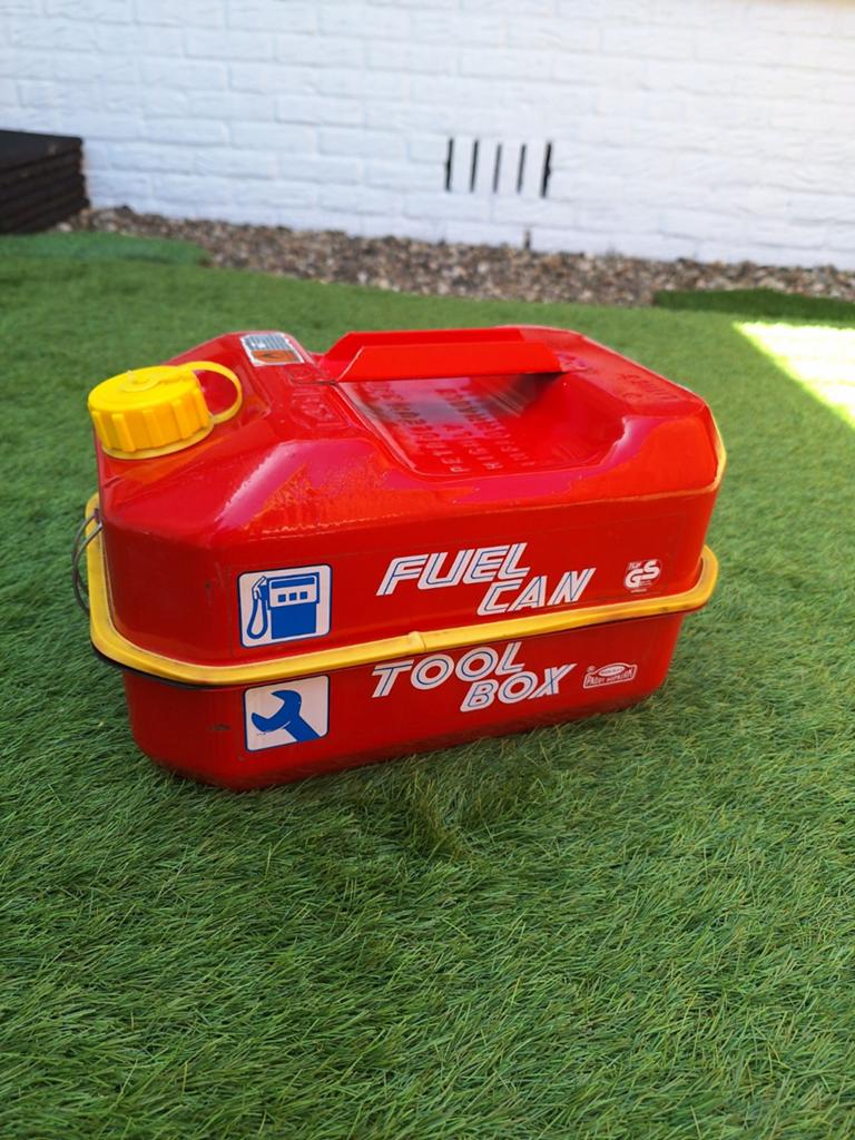 5 Liter Reserve Brandstof Tankje met Opbergruimte, Ophalen of Verzenden, Motor en Techniek