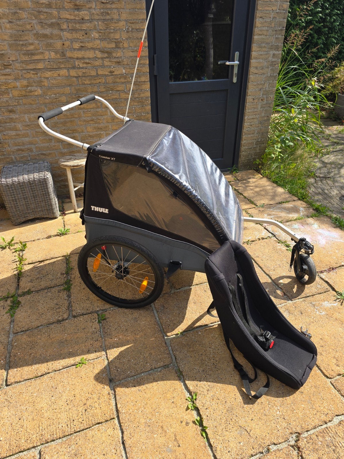 Thule coaster XT + Melia babyschaal + infant sling bar, Ophalen, Opvouwbaar, Zo goed als nieuw, 40 tot 60 kg