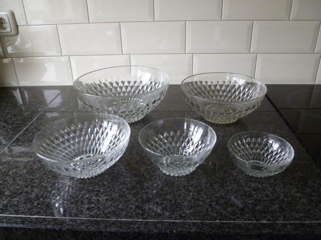 5 st. Retro glazen nestschalen set, Ophalen of Verzenden, Zo goed als nieuw, Meerkleurig, Overige merken