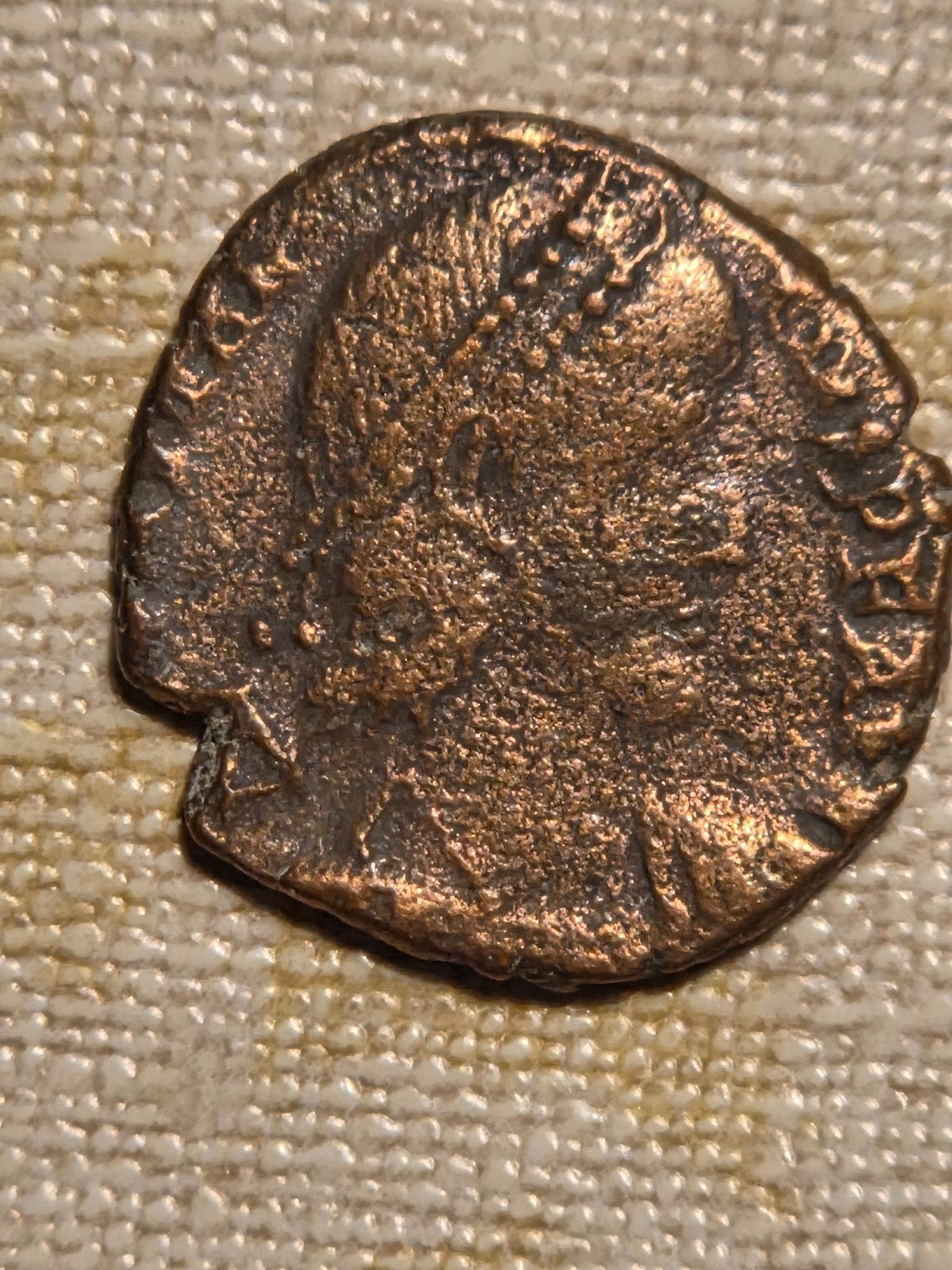 Oude Romeinse munt - Bronzen Follis van Constantijn I, Ophalen of Verzenden, Vóór koninkrijk, Overige waardes, Losse munt