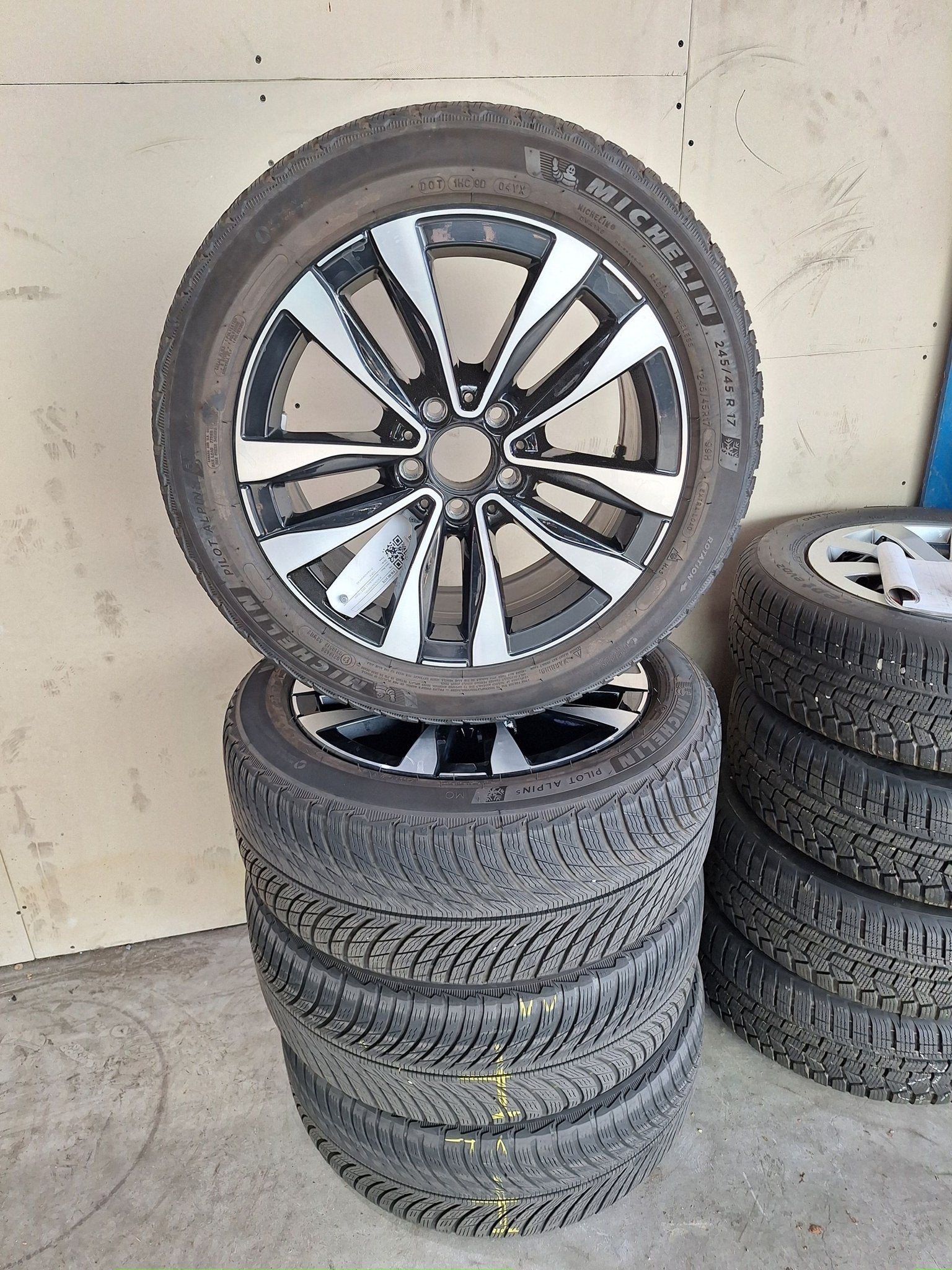 Mercedes C-Klasse Winterset 17 Inch Origineel, Ophalen, -, -, Banden en Velgen