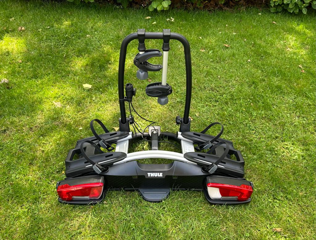 Thule Velocompact 924 kantelbare fietsendrager, Auto diversen, Fietsendragers, Ophalen, Elektrische fiets, Zo goed als nieuw, 2 fietsen