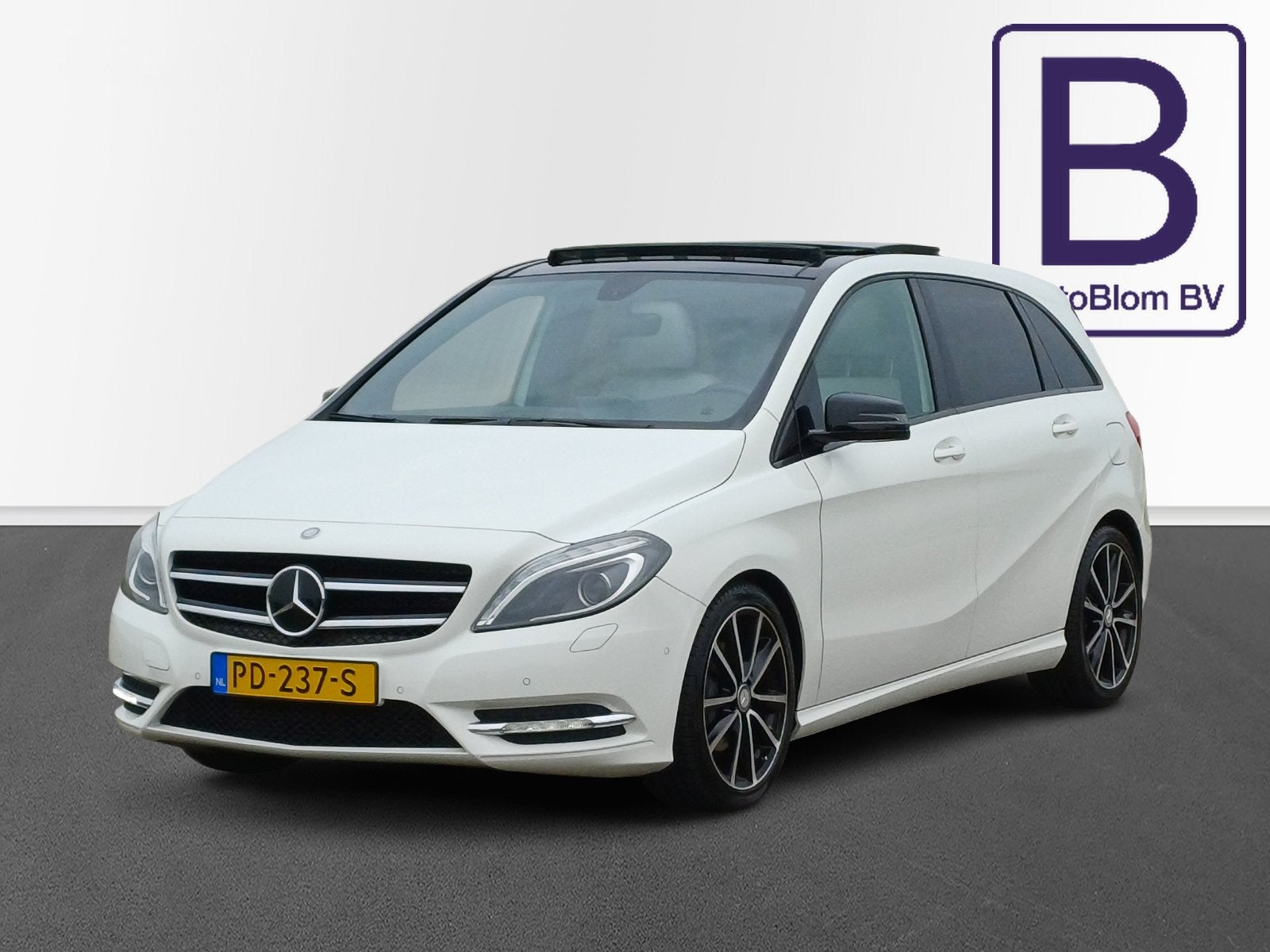 Mercedes-Benz B-Klasse 200 Ambition /Chique combinatie/Deale, Dealer onderhouden, 1325 kg, Gebruikt, Euro 6
