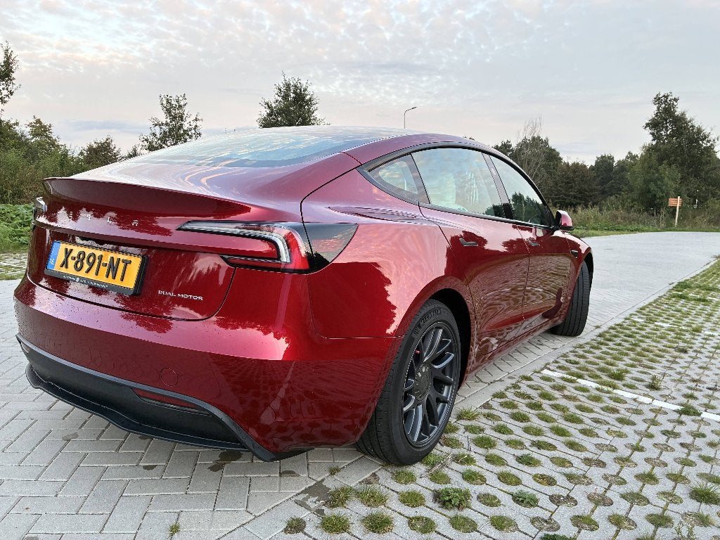 Tesla Model 3 Premium Long Range AWD | Trekhaak | Wit Leder