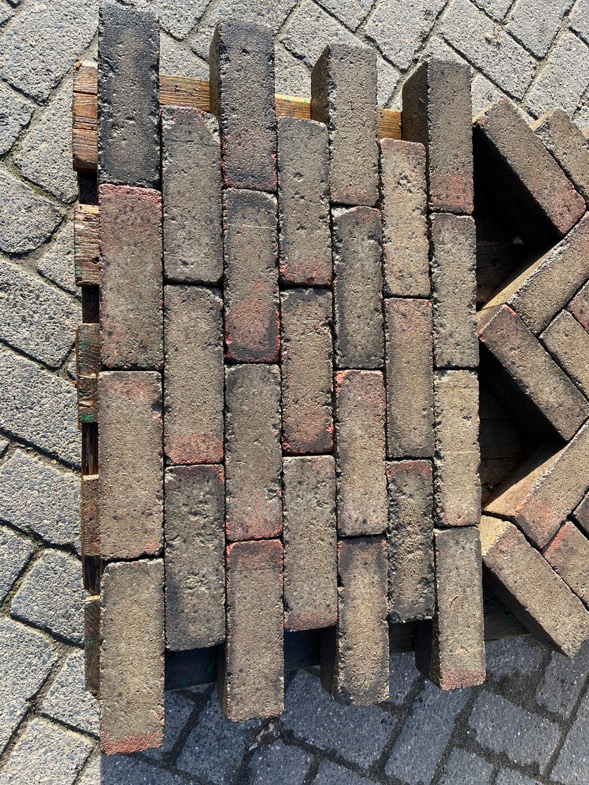 Gebruikte dikformaat klinkers, getrommeld, 336 m2, Gebruikt, Klinkers, Ophalen of Verzenden, 10 m² of meer