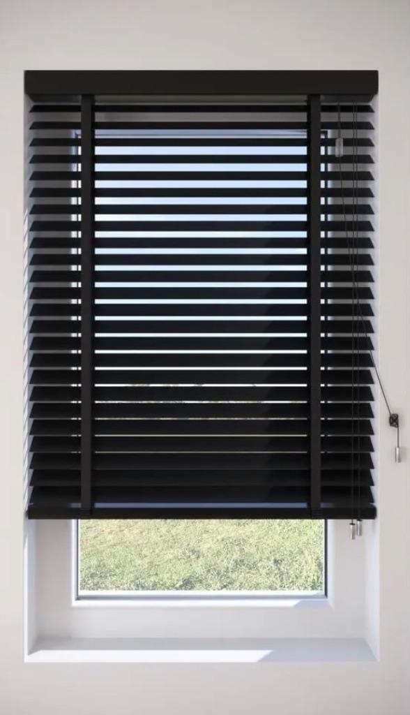 Zwart hout Jaloezie Ravi 140x175 cm, Ophalen, 100 tot 150 cm, Zwart, Nieuw