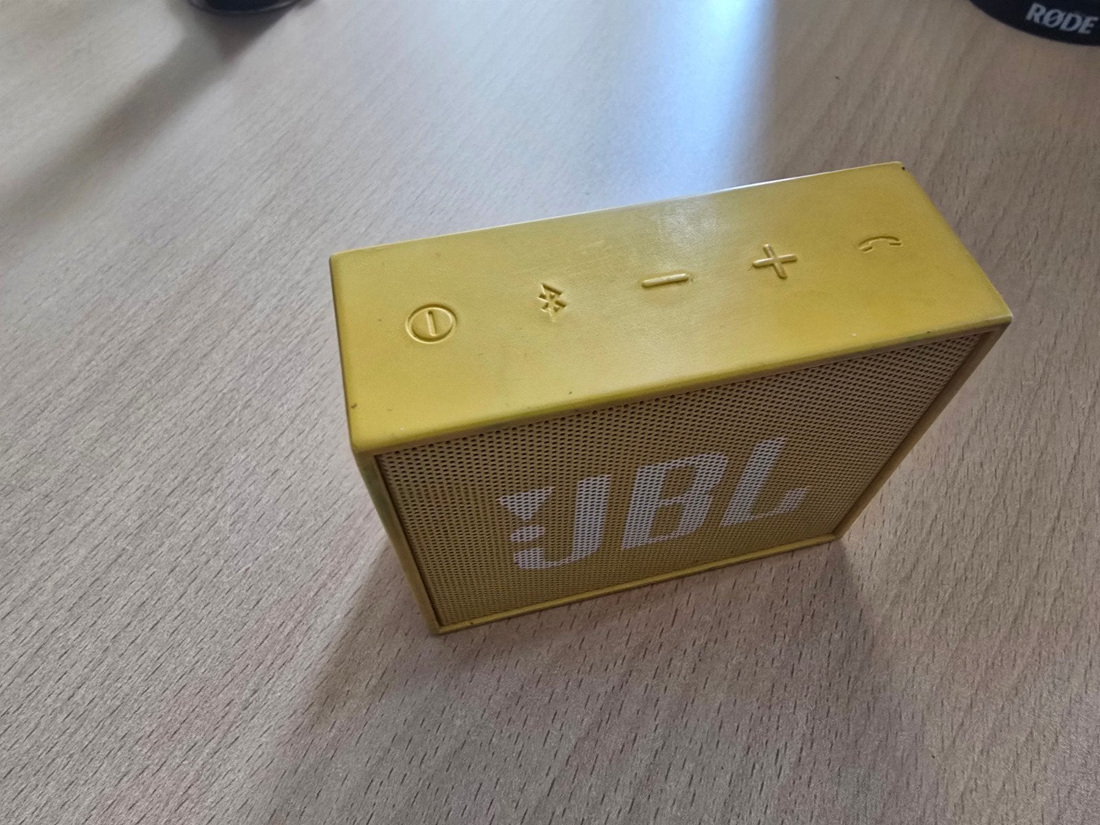 JBL Go speaker, Ophalen