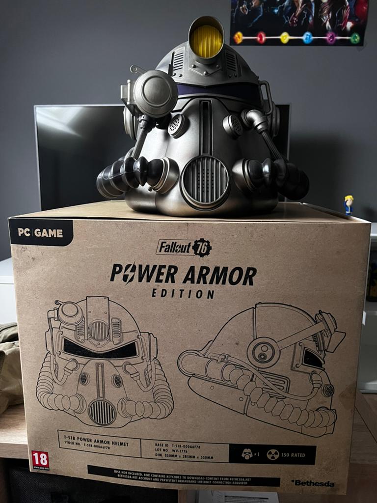 Fallout 76 Power Armor Edition T-51b helm + extra’s, Ophalen