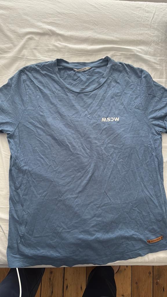Moscow t shirt maat l, Blauw, Maat 42/44 (L), Ophalen of Verzenden, Zo goed als nieuw