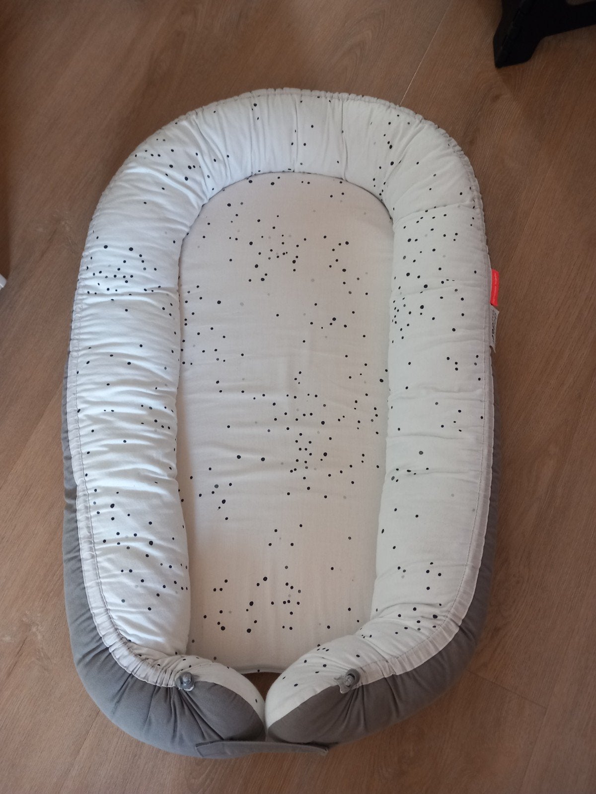 Babynestje done by deer, Ophalen, Zo goed als nieuw