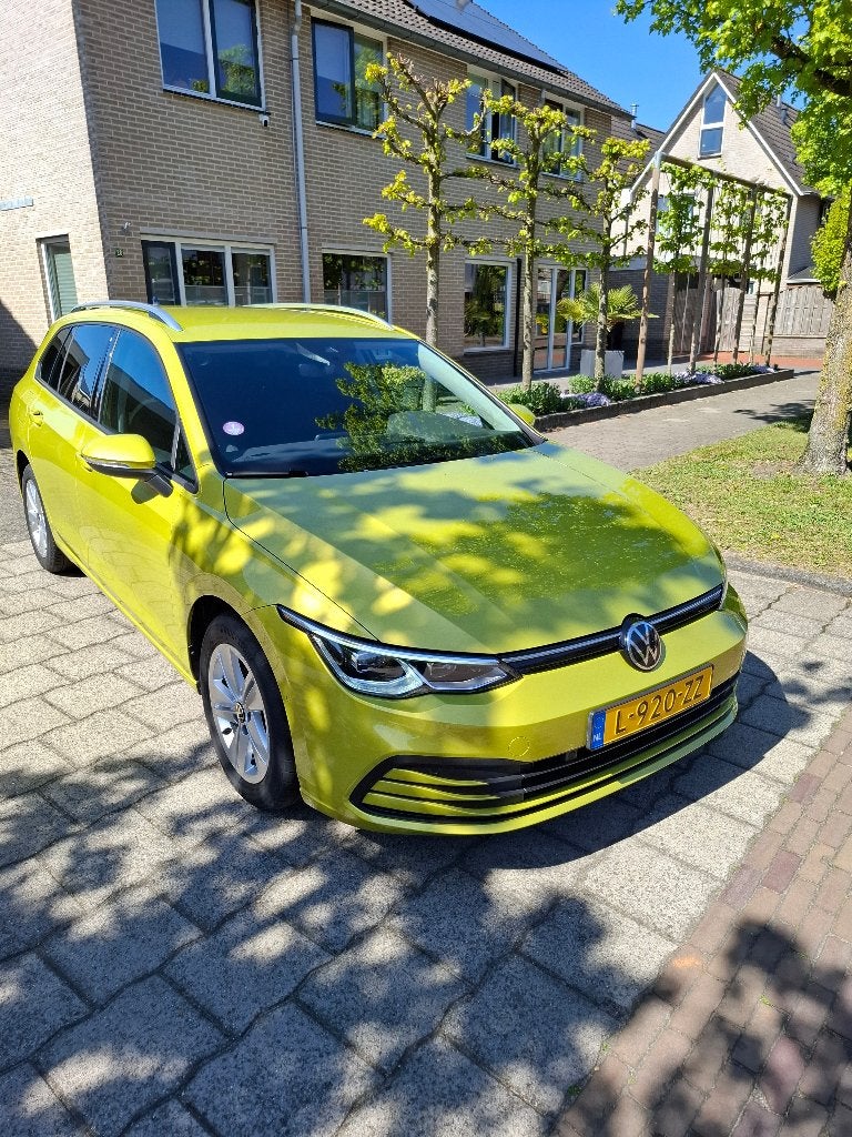 Volkswagen Golf Variant 1.5 TSI 130pk 2021 Yellow/Lime, Voorwielaandrijving, 1498 cc, 4 cilinders, 1261 kg