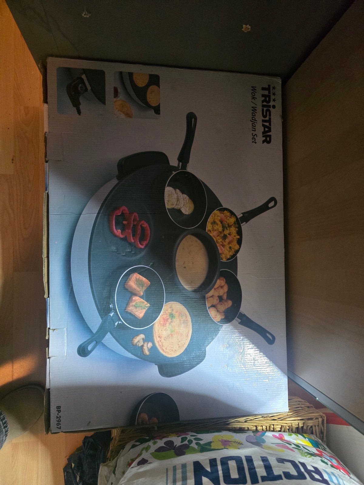 Tristar Party Wok Set - Wok / Teppanyaki met pannetjes, Ophalen, Gebruikt, 4 t/m 7 personen