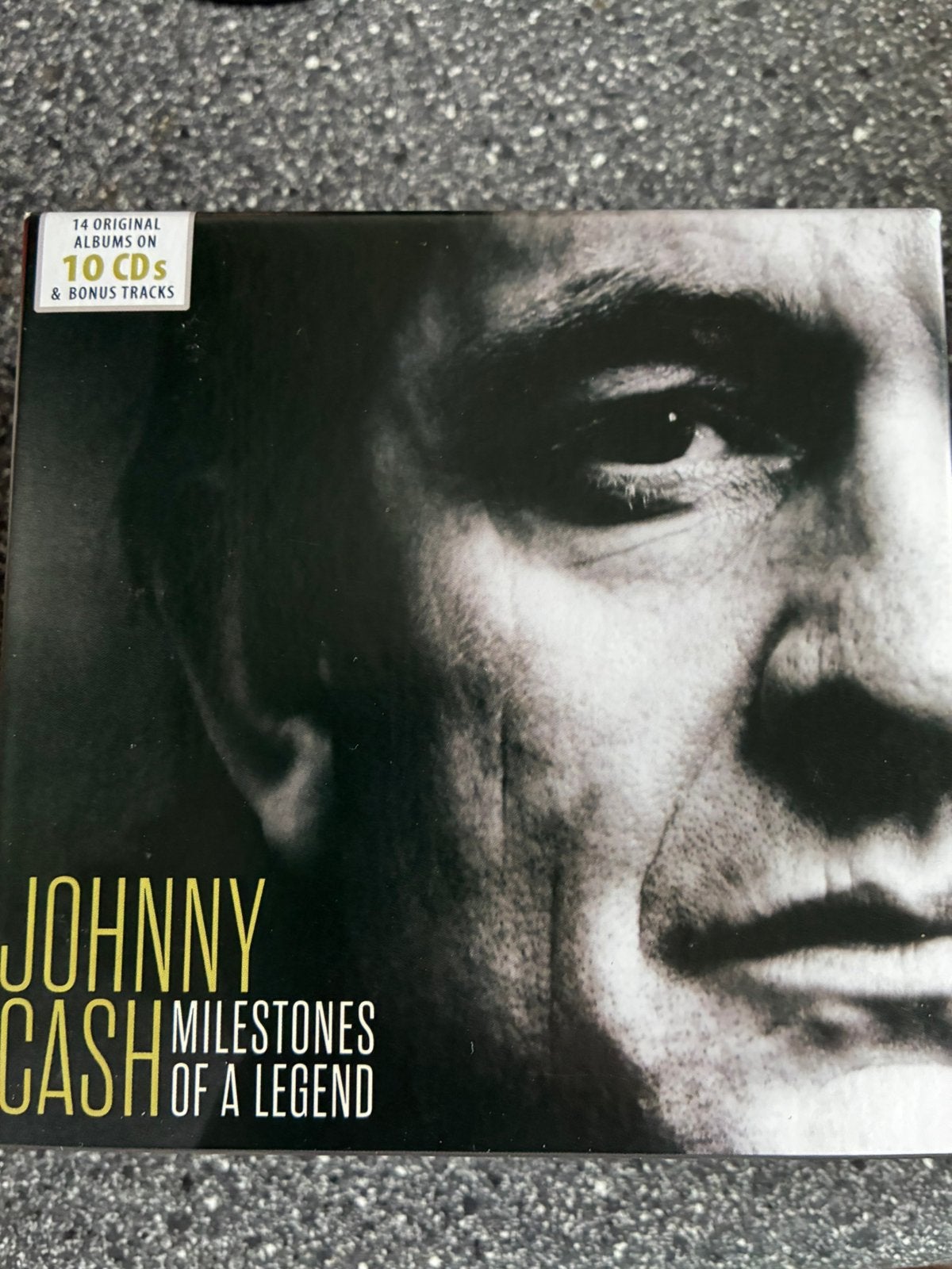 10 cd box johnny cash milestones of a legend, Ophalen of Verzenden, Zo goed als nieuw